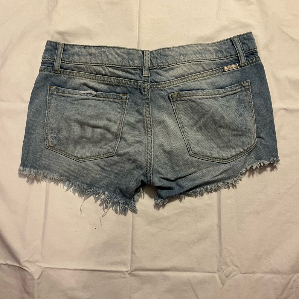 Shorts - Picture 2 of 5